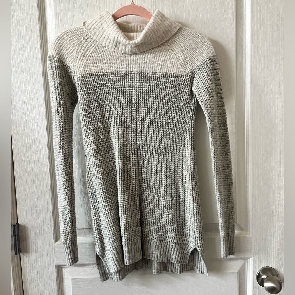 J. Crew - CrewCuts Grey and Cream Turtle Neck Sweater Size 14